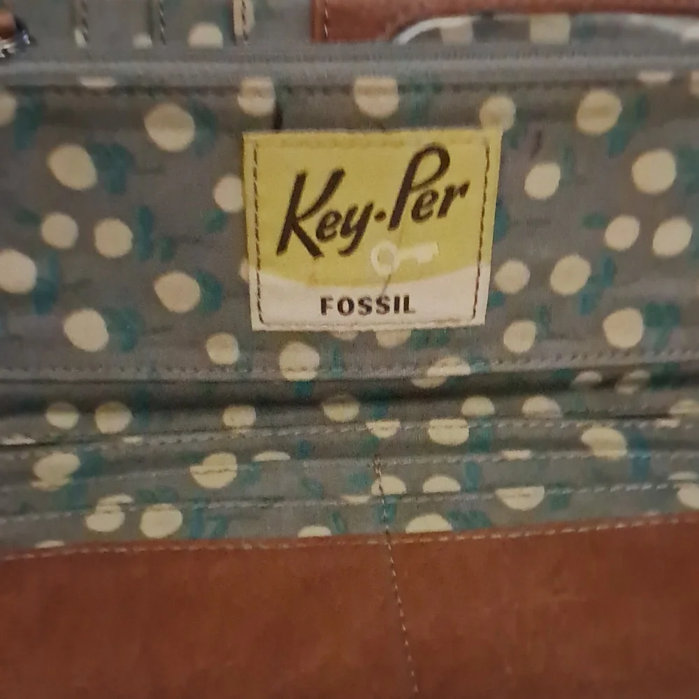 Colorful Fossil Wallet - Picture 5 of 7